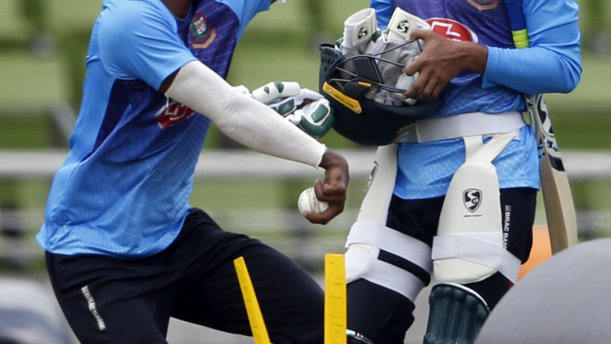 biplob_and_shakib.jpg