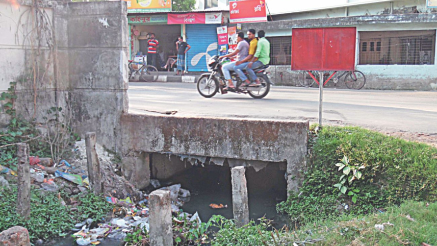 chandmari_canal.jpg