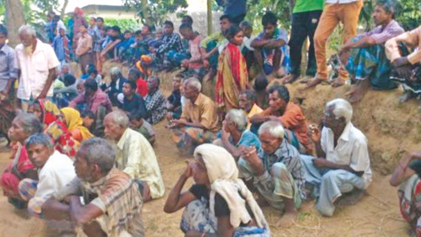 evicted santals.jpg