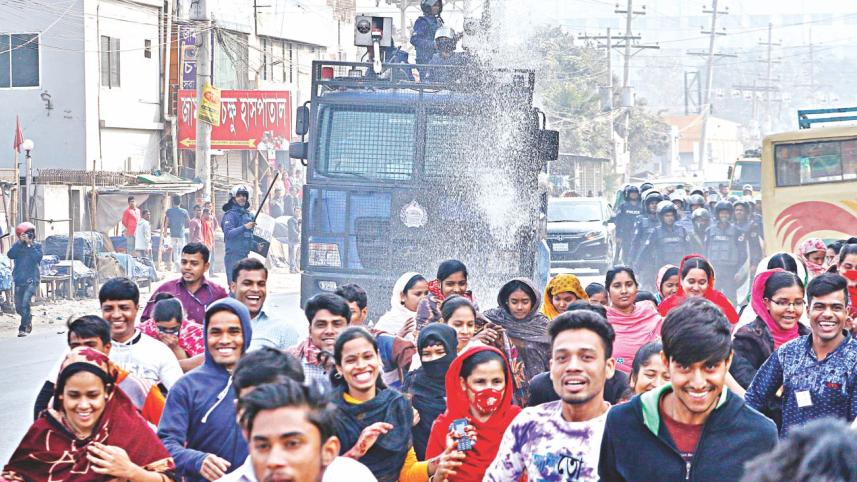 garment_workers_1.jpg