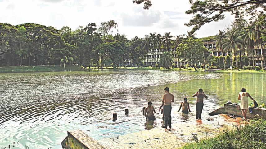 jahurul_haque_hall.jpg
