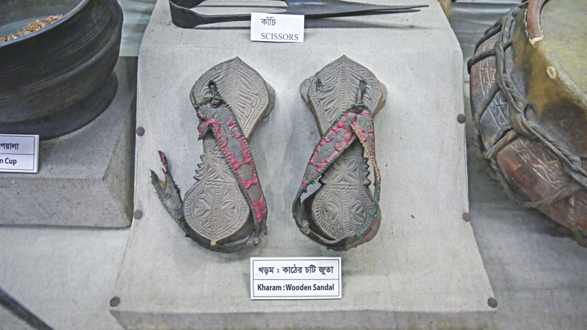 lone_ethnological_museum_4.jpg