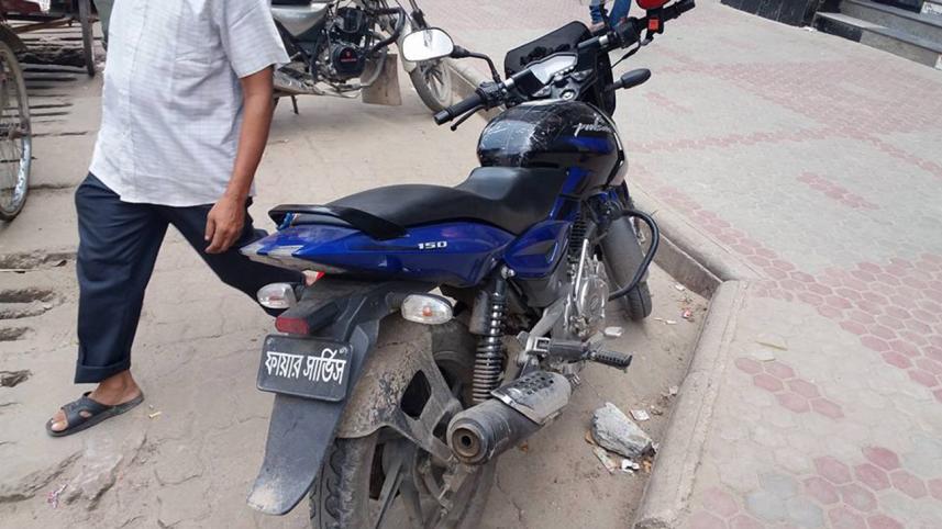 motorcycle 11.jpg