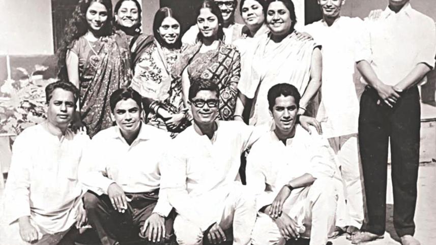munier_chowdhury_siblings.jpg