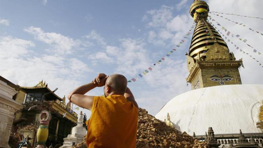 nepal temple 3.jpg