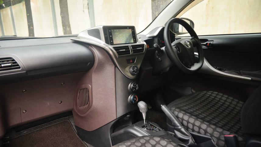 Toyota2.jpg
