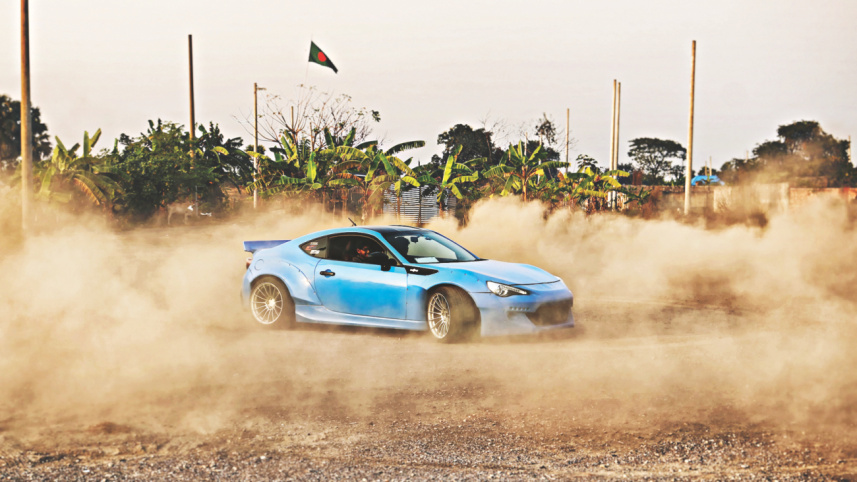 toyota_gt86_3_0.jpg