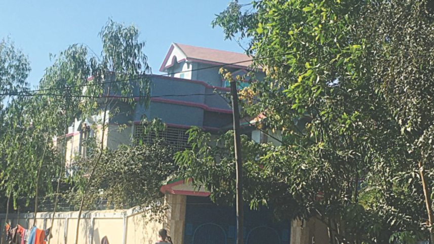 yaba_village3.jpg