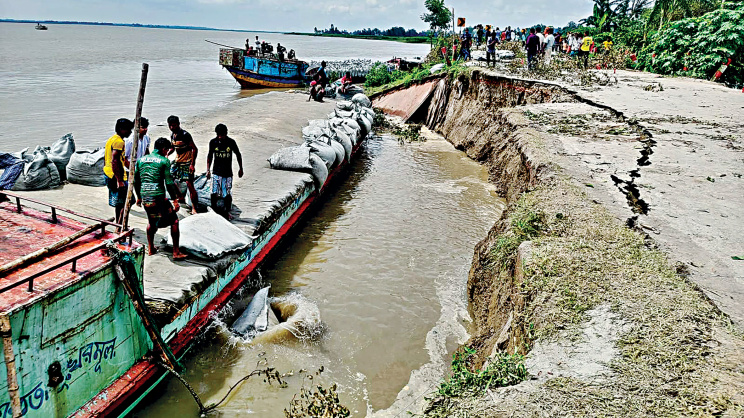 Jamuna_erosion_.jpg