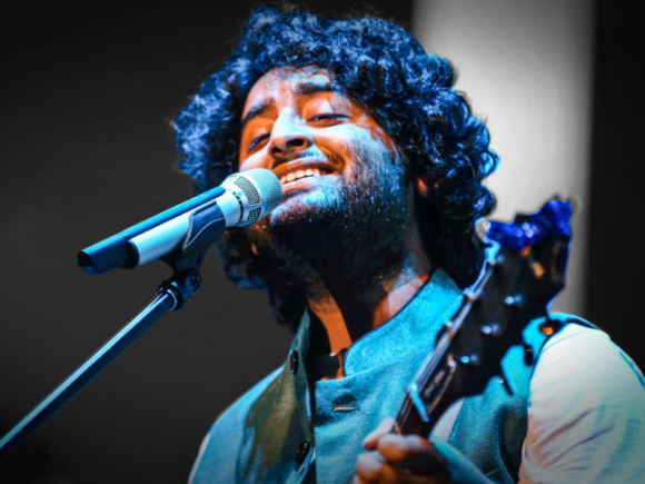 Arijit Singh returns to playback singing with ‘Awarapan 2’ track