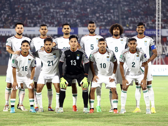 Bangladesh football team.jpg