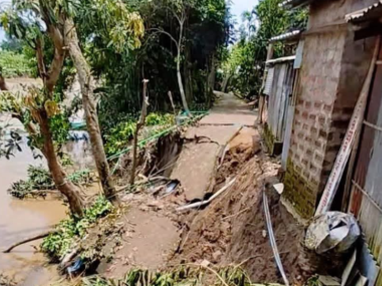 DamanagedRoadMoulviBazar.PNG