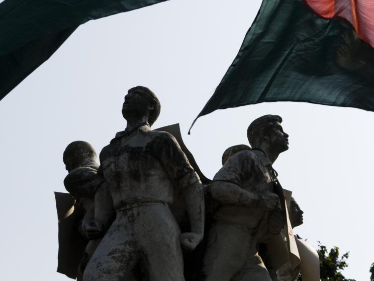 sis_08122008_victory_day_0004.jpg