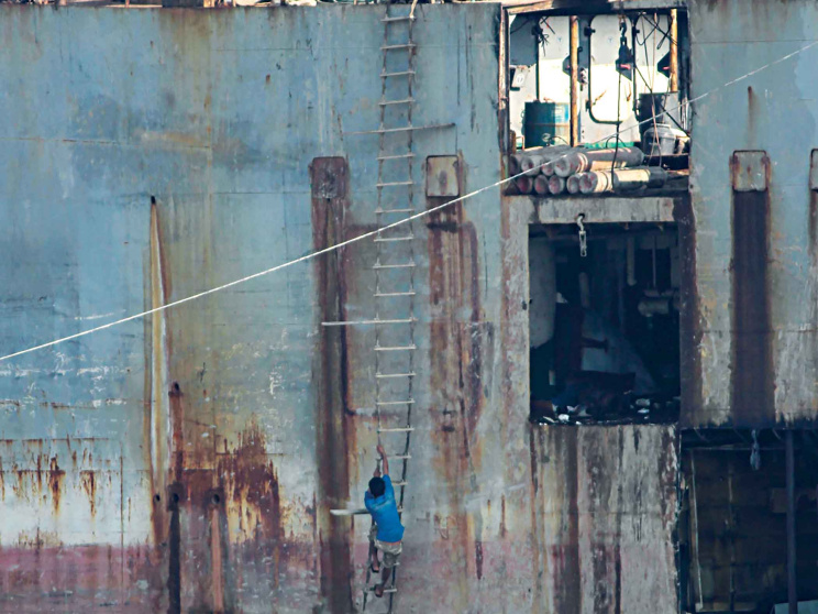 old-ship3.jpg