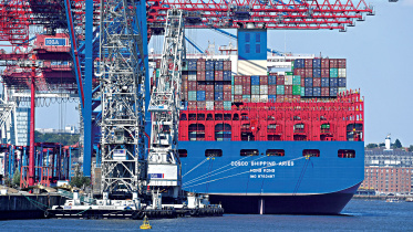 Chinese-container-ship.jpg