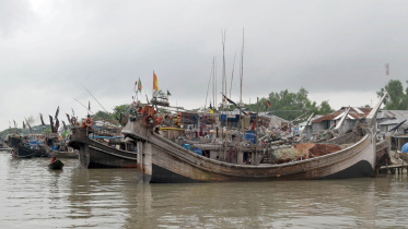fishing-trawlers.jpg