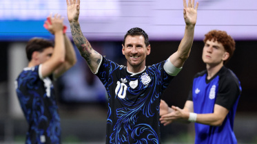 2026-07-15T213956Z_1624677925_UP1EM7F1O6JRS_RTRMADP_3_SOCCER-WORLDCUP-ENG-ARG.JPG