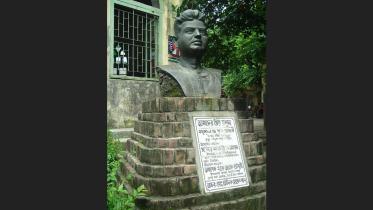 Madhur_Canteen.jpg