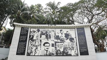 Laldighi-Maidan-1.jpg