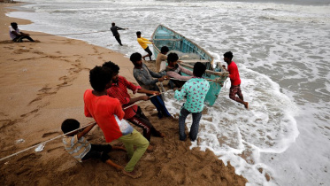 india cyclone.jpg