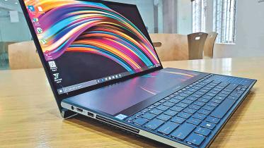 Asus Zenbook 1.jpg