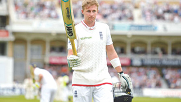 batsman Joe Root.jpg