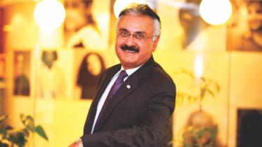 Deepak Kapoor.jpg