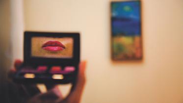 Dress your lips