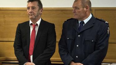 Drummer-Phil-Rudd.jpg