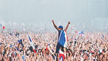 france fans.jpg