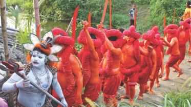 Laal kach