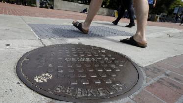 manhole.jpg