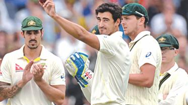 Mitchell Starc.jpg