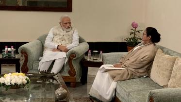Modi-Mamata web.JPG