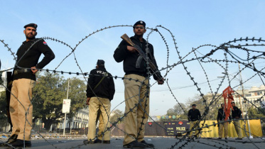 Pak-Police-web.jpg