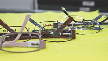 Places for eyewear