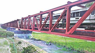 rail birdge.jpg