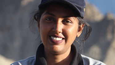 Ratna 2.jpg
