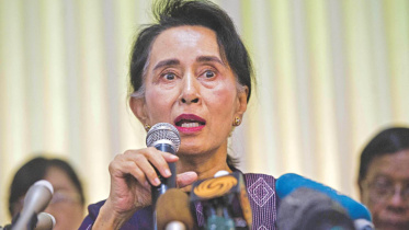 Suu Kyi's party.jpg