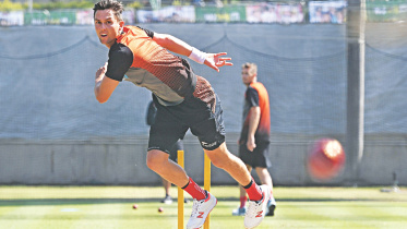 Trent Boult.jpg