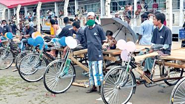 rickshaw-vans.jpg