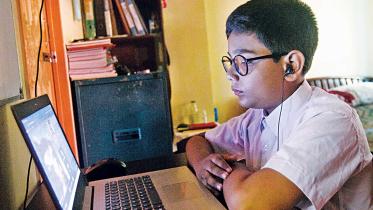 children-smart-device.jpg