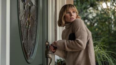 the_woman_in_the_house_across_the_street_from_the_girl_in_the_window-shout-the-daily-star.jpg