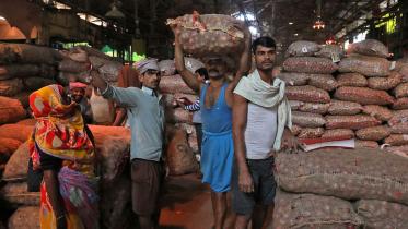 indias-retail.jpg