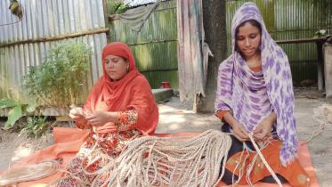 chilmari-women.jpg