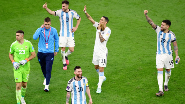 messi_and_co_ready.jpg