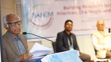 Weak financial system a problem for economic management: Wahiduddin Mahmud