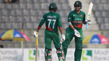 hridoy_with_shakib.png