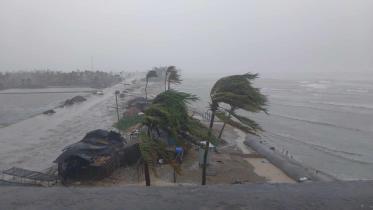 Climate change in Bangladesh: The wind speed in St Martin's Island reached a maximum of 121 kilometres per hour when Cyclone Mocha was making landfall. 