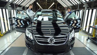 volkswagen-to-sell-russian.jpg